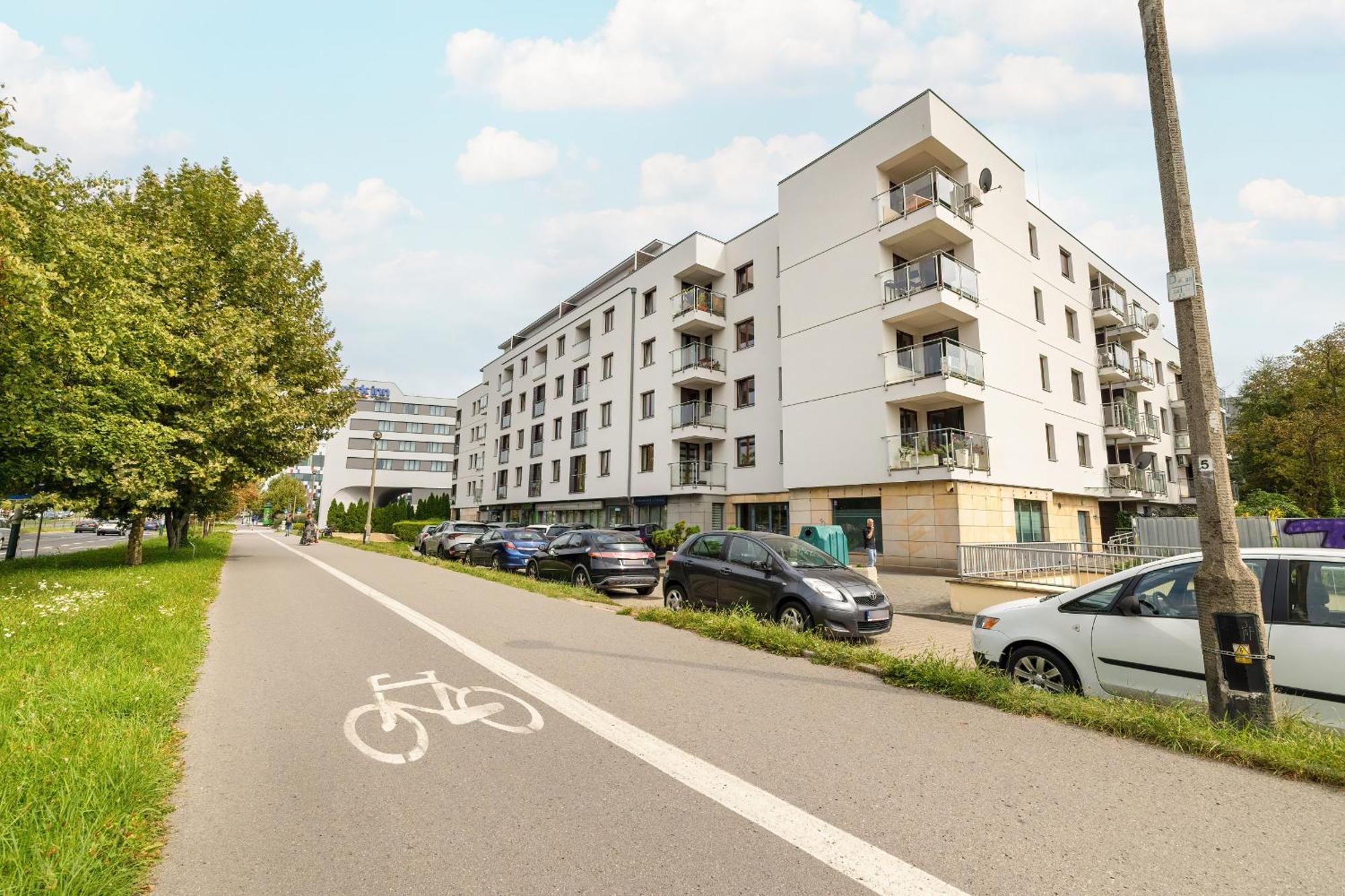 Przytulny Apartament Z Klimatyzacja I Parkingiem By Noclegi Renters Краков Экстерьер фото
